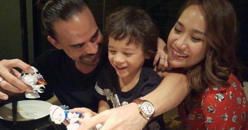 Instagram.com/ashrafsinclair